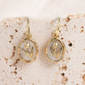 Pendientes Rosa Vintage en Blanco y Dorado