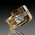 Anillo Vintage de Oro con Circonia Irregular