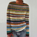 Esteri | Dunkler Retro-Pullover mit bunten Streifen