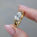 Anillo vintage en oro y circonita