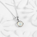 Collar de piedra lunar en plata
