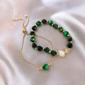 Pulseras verdes elegantes