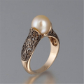 Anillo Dorado de Perla Vintage
