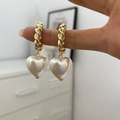 Pendientes Elegantes de Perlas en Forma de Corazón