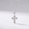 COLLAR CRUZ DE DIAMANTES MINI
