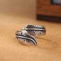 Anillo ajustable vintage en plata con hoja