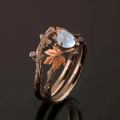 Anillo con piedra lunar natural
